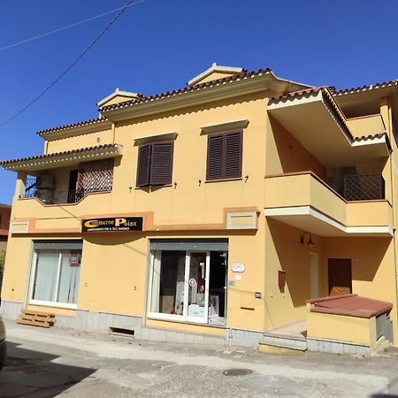 Monolocale Wenge' Villa Siniscola Buitenkant foto