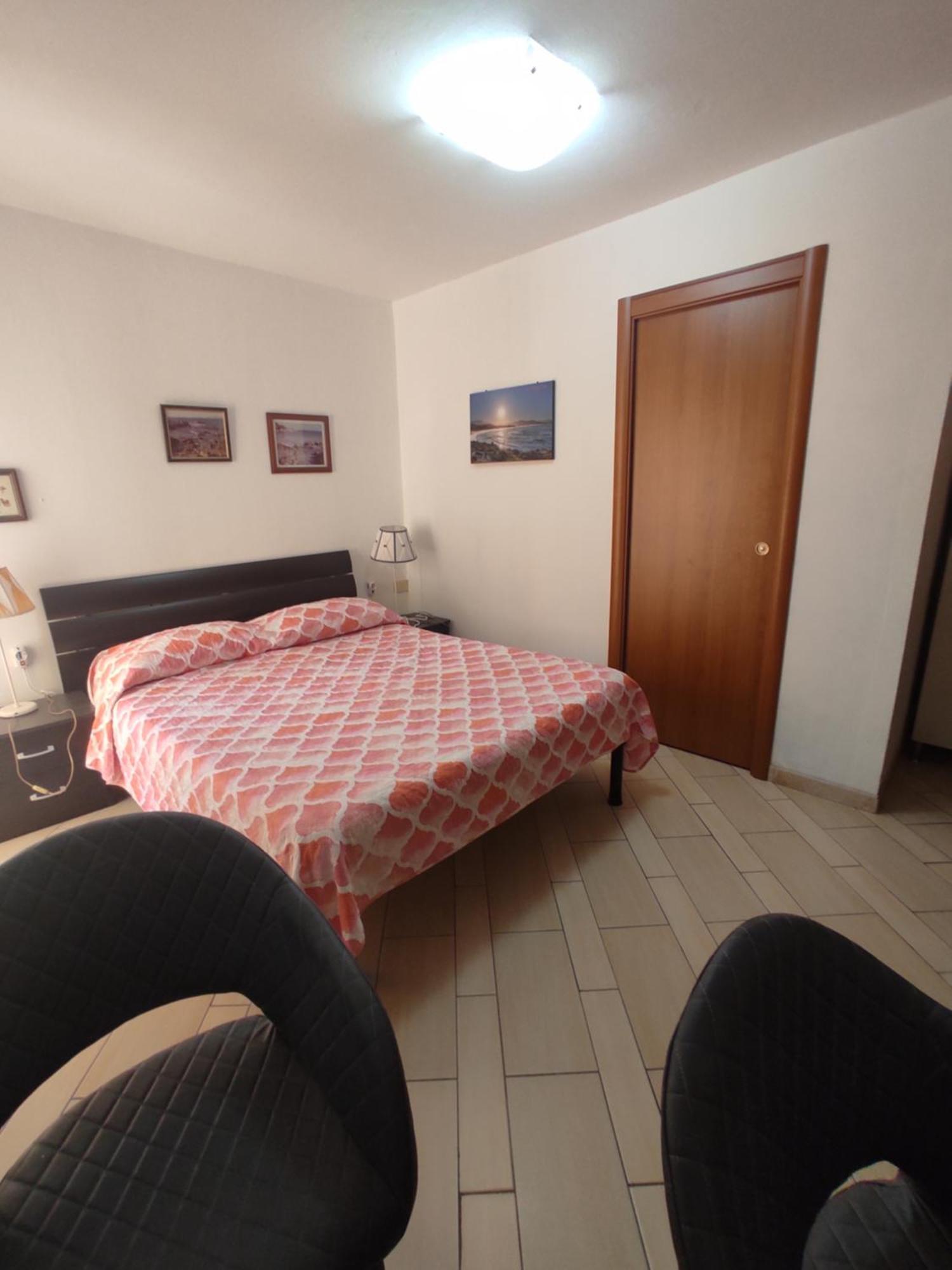 Monolocale Wenge' Villa Siniscola Buitenkant foto
